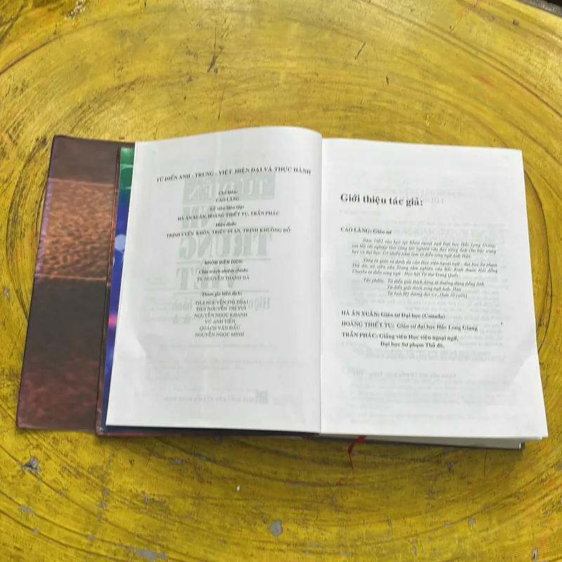 TỪ ĐIỂN ANH - TRUNG - VIỆT - HIỆN ĐẠI VÀ THỰC HÀNH (HAI TẬP) - GS. CAO LĂNG CHỦ BIÊN 603295