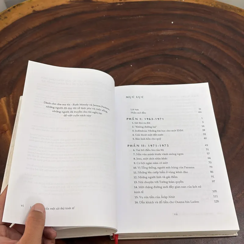 II Sách Hay: Lời Thú Tội Của Một Sát Thủ Kinh Tế - John Perkins - 2013 1010447