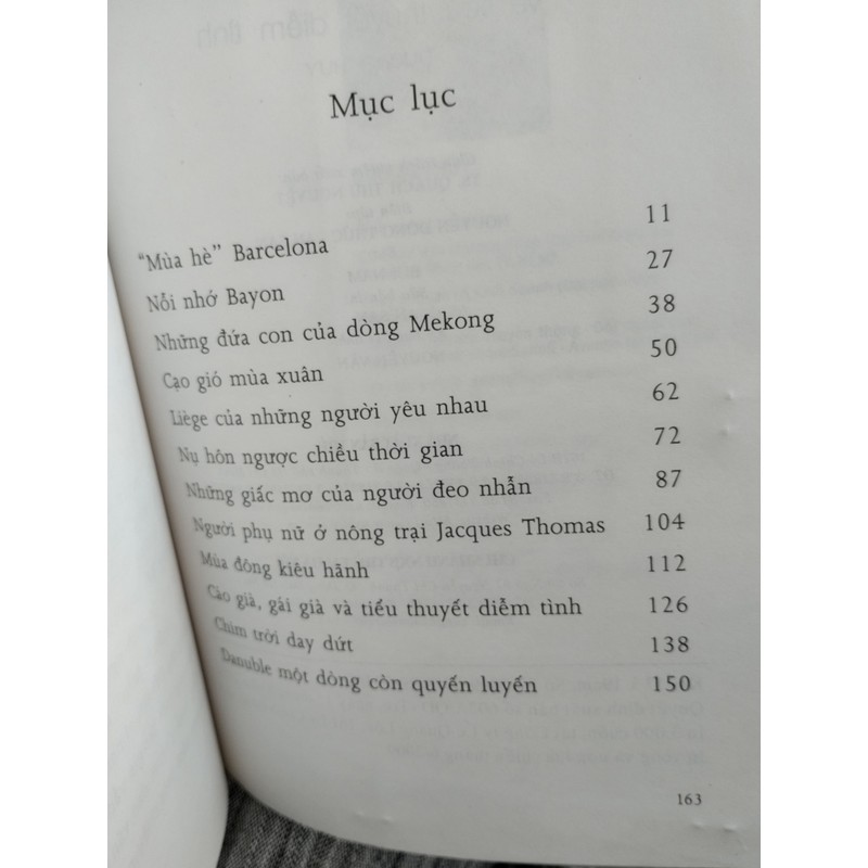 Cáo Già Gái Già Và Tiểu Thuyết Diễm Tình (NXB Trẻ 2009) - Dương Thụy, 168 Trang

 176684