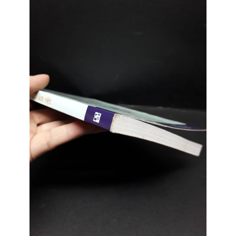 Ngôn ngữ cơ thể ở nơi làm việc mới 805 ố nhẹ 2014 HCM1410 Allan & Barbara Pease KỸ NĂNG 917628