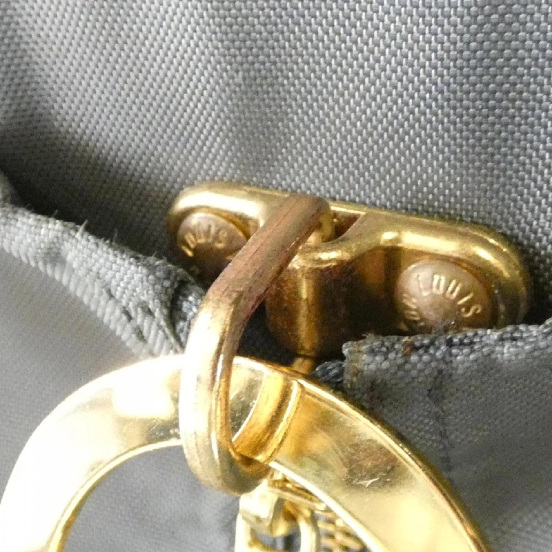 Túi Boston Louis Vuitton Taiga Elanga M30104 614496