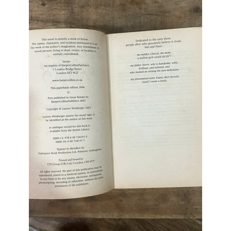 The Devil Wears Prada - Lauren Weisberger (Bìa 2) 752899