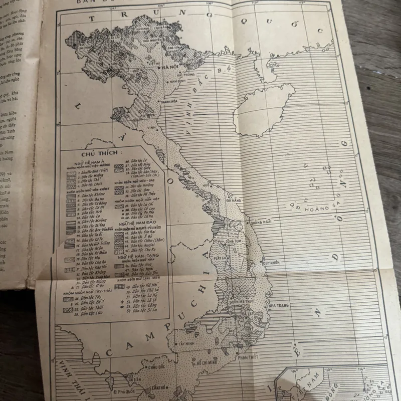 Các dân tộc ít người ở Việt Nam 570950