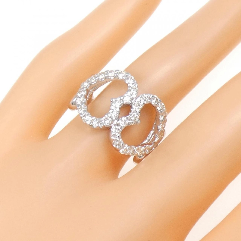 Nhẫn kim cương 750WG hình trái tim 0.90CT 670865