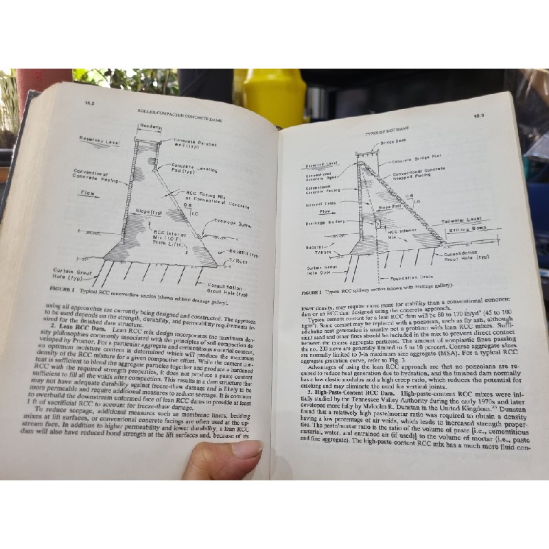 DAVIS' HANDBOOK OF APPLIED HYDRAULICS (4th Edition) - V.J. Zipparro, Hans Hasen 137794