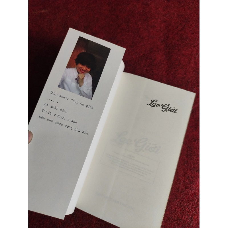 Lạc Giới - Thủy Anna mới 90% 910433