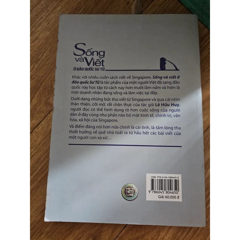 Sống và viết ở đảo quốc Sư Tử (có chữ ký tác giả)
 756915