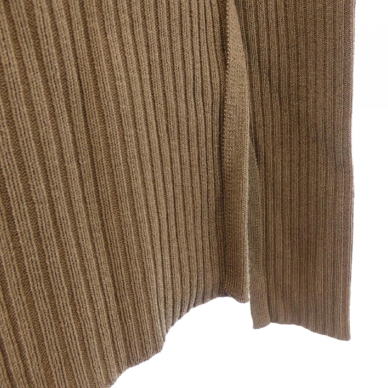 Áo khoác cardigan Chaos - Hàng hiệu Authentic 819538