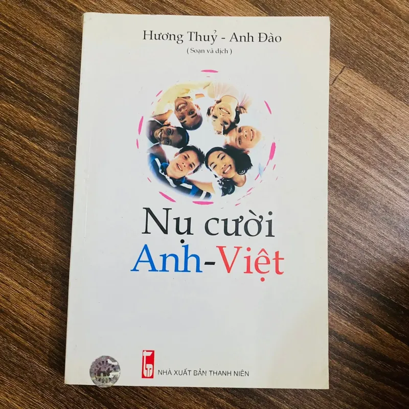 Nụ cười Anh- Việt - song ngữ#HATRA 1010231