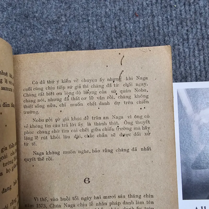 Tình trong bóng tối - Tanizaki Junichiro 990941