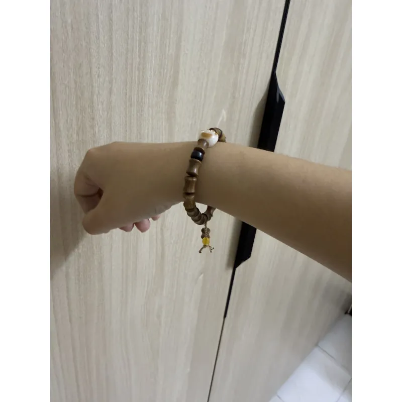 vòng tay gỗ tay mèo mới  795404