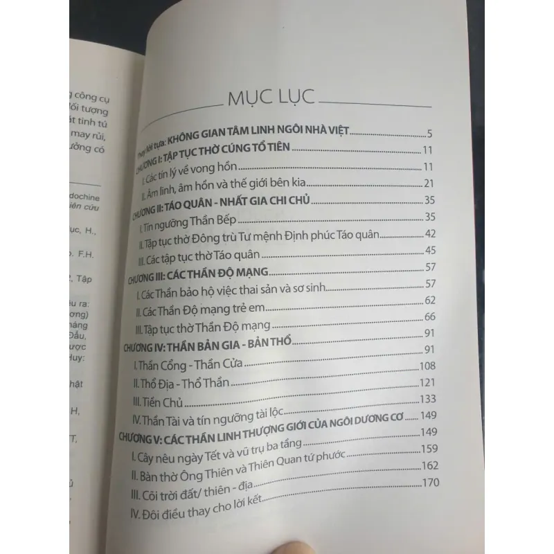 Đặc Khảo Về Tín Ngưỡng Thờ Gia Thần 712160