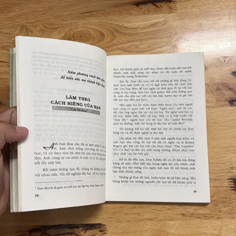 II Sách Kỹ Năng: Tôi Và Đồng Tiền _ Tự Học Để Thành Công - Huỳnh Văn Thanh - 2001 689653