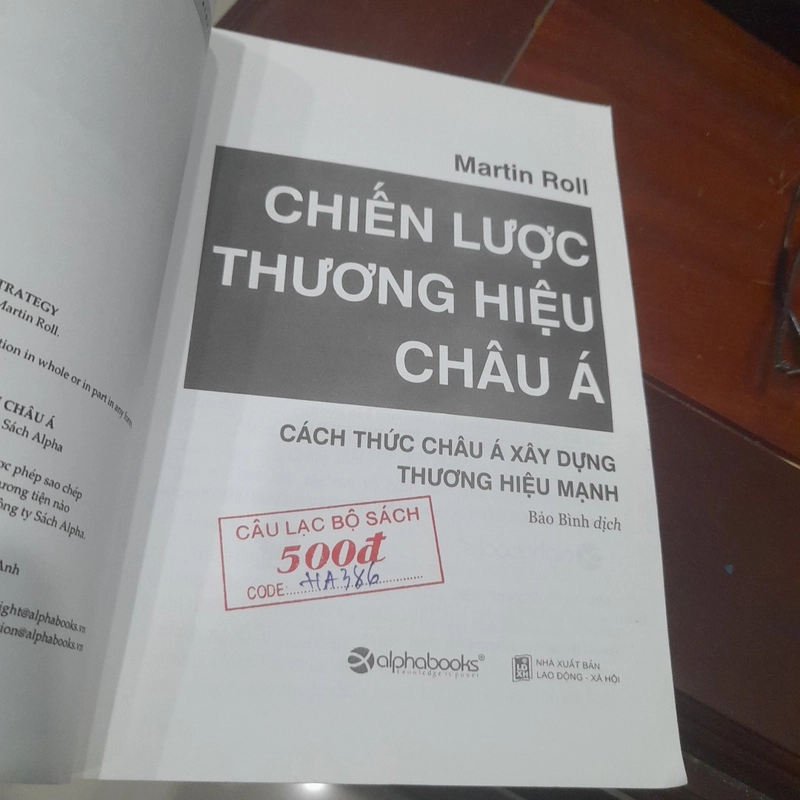 Martin Roll - CHIẾN LƯỢC THƯƠNG HIỆU CHÂU Á 319133