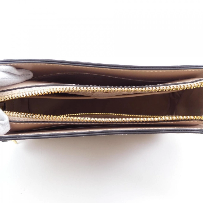 【Khuyến mãi】Túi Samantha Thavasa 660636