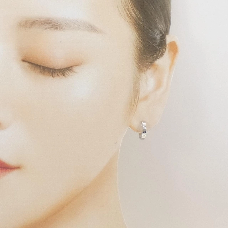 Khuyên tai Cartier Mini Love 665487