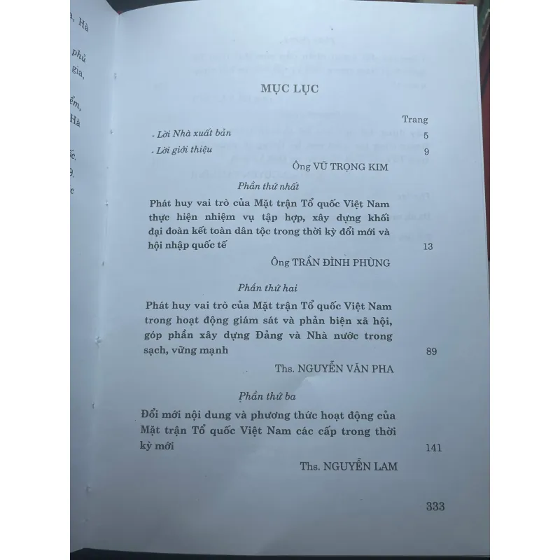 SÁCH MỘT SỐ VẤN ĐỀ LÝ LUẬN VÀ THỰC TIỄN CÔNG TÁC MẶT TRẬN 700646