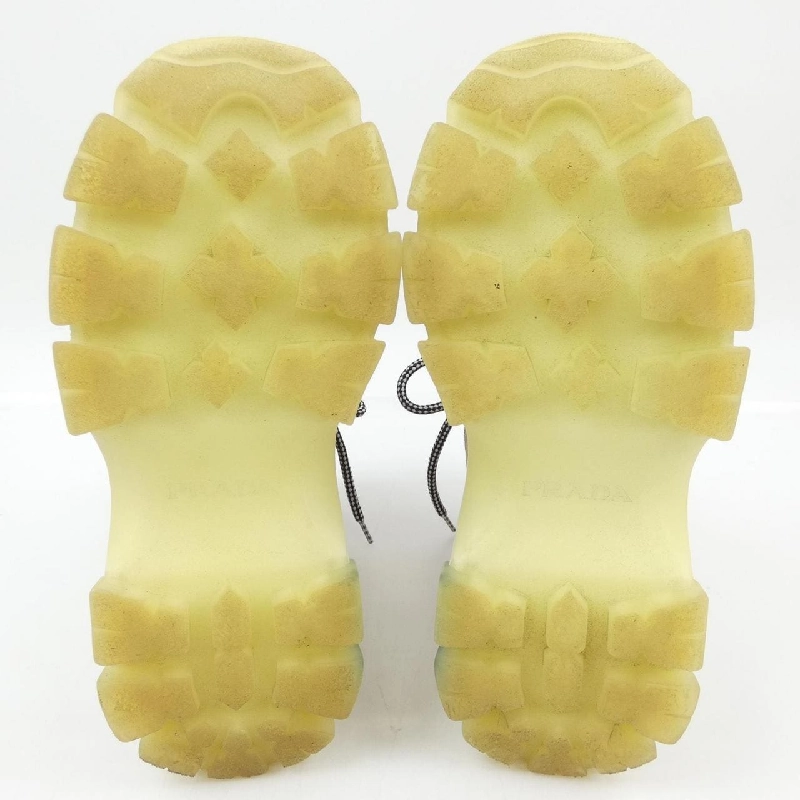 【Đối tượng phiếu giảm giá】Giày bốt PRADA 661844