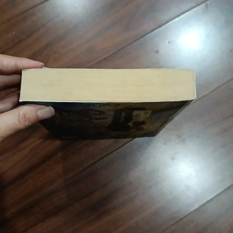 Nụ hôn của sói 757438