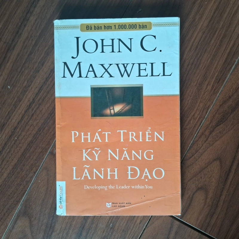 Phát triển kĩ năng lãnh đạo 552170
