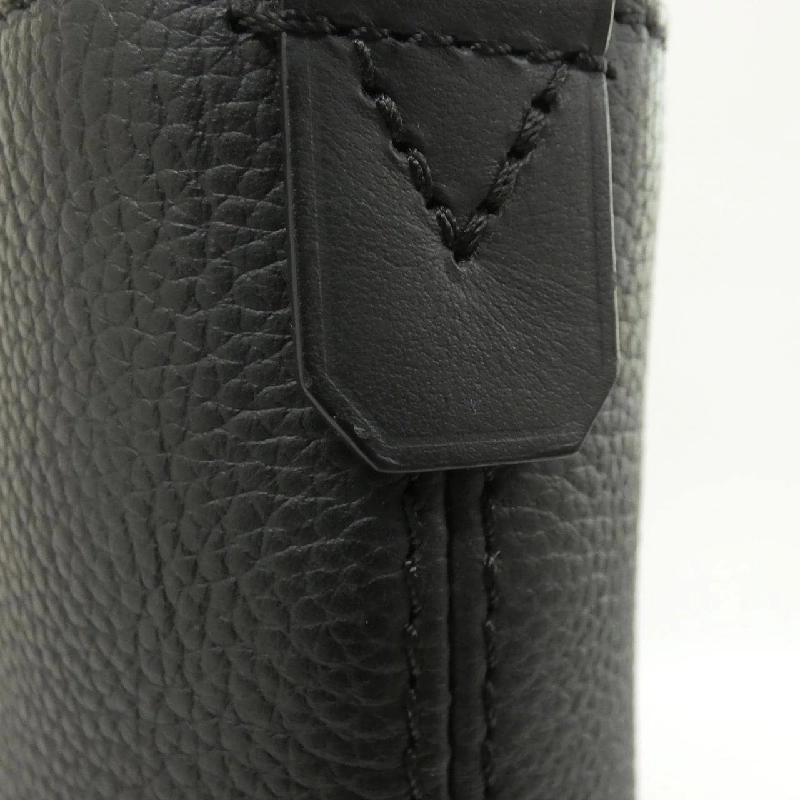 Túi xách LV Aerogram Fastline M22481 của Louis Vuitton 610785