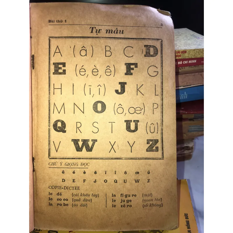 Pháp văn Trung học - Cao Văn Phái 1021716