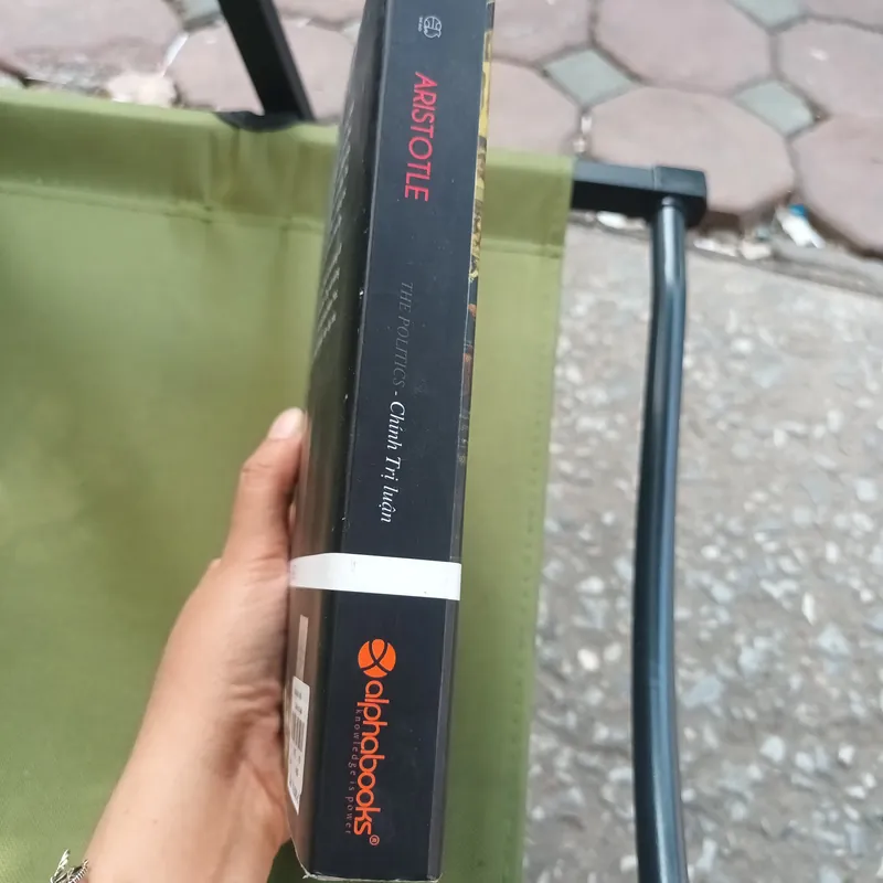 Chính Trị Luận - Aristotle 703358