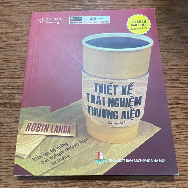 Thiết kế trải nghiệm thương hiệu Robin Landa FPT 357296