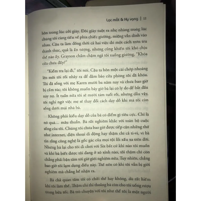 Lạc mất & hy vọng - Colleen Hoover 1017891