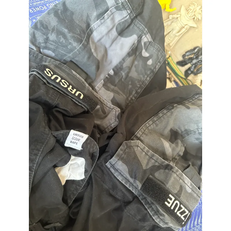 Quần jogger Bape 1026210