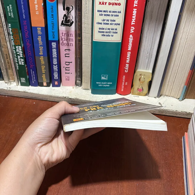 Bút Ký Tư Liệu: Ông Cơ Còi Làm Báo “Phá Ngục” Ở Côn Đảo - PGS.TS. Nguyễn Ngọc Oanh - 2018 785662