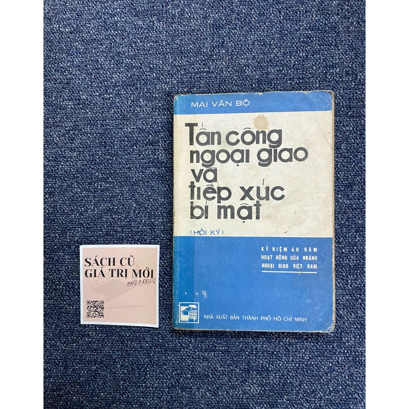 Tấn công ngoại giao và tiếp xúc bí mật 450441