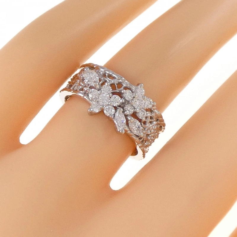 Nhẫn Kim Cương Heiwado - Hàng hiệu Chính hãng 838076