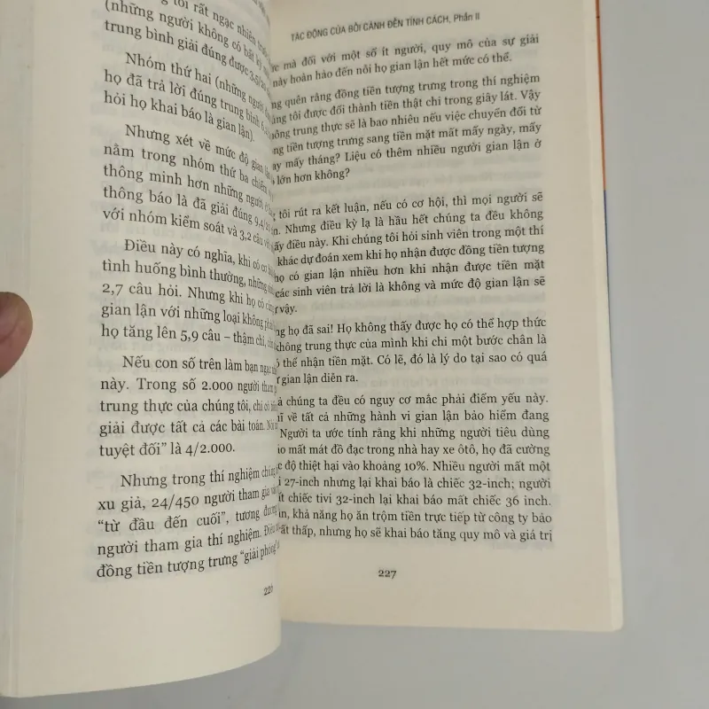 Phi lí trí  1025490