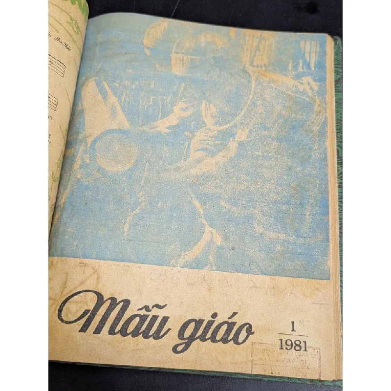 Tập san giáo dục mẫu giáo các năm 1977,1979,1980,1981,1982 ( tổng cộng 34 số có 1 số đôi ) 590928
