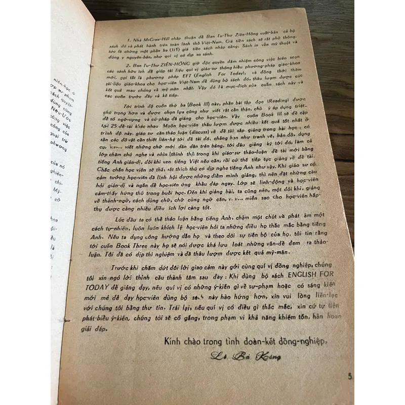 Anh ngữ thực dụng cấp 3 - English for today 3- Lê Bá Kông  575622