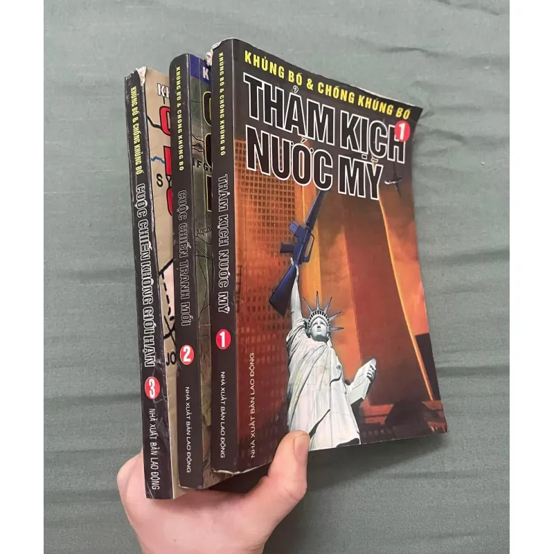 BỘ SÁCH HIẾM: KHỦNG BỐ & CHỐNG KHỦNG BỐ (3 TẬP) – XUẤT BẢN 2003 759643