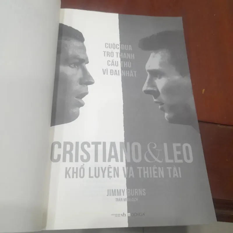 CRISTIANO & LEO, Khổ luyện và Thiên tài - Cuộc đua thành cầu thủ vĩ đại nhất 753744