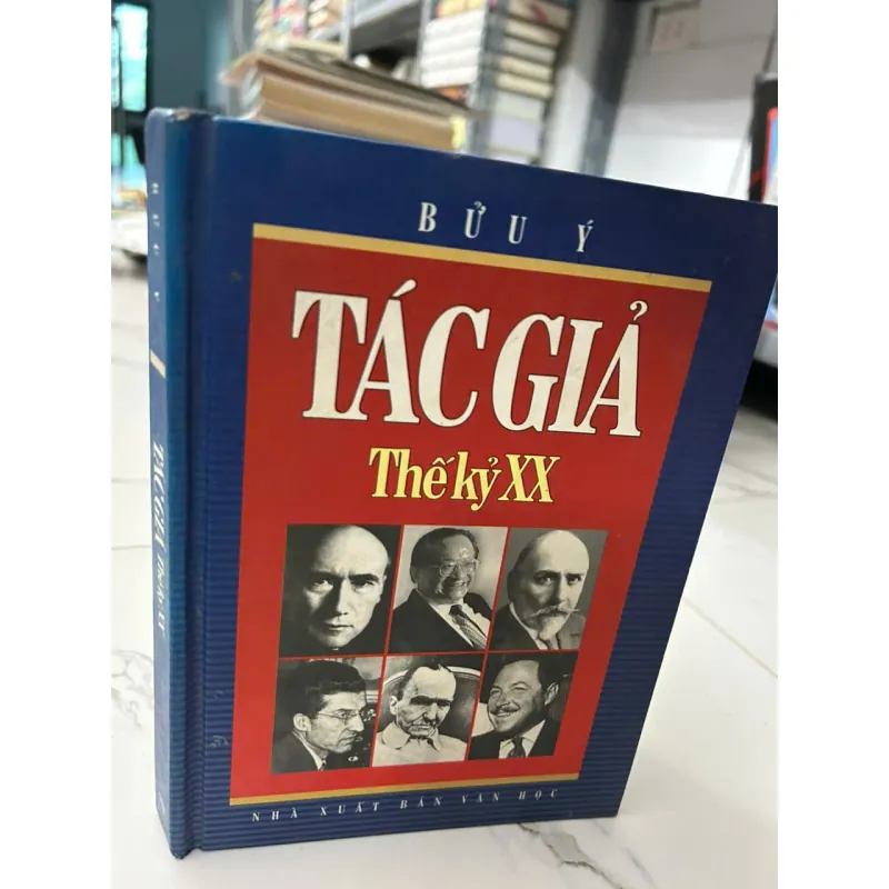 Tác Giả Thế Kỷ XX - Bửu Ý - Phê bình / Chân dung văn học 658526