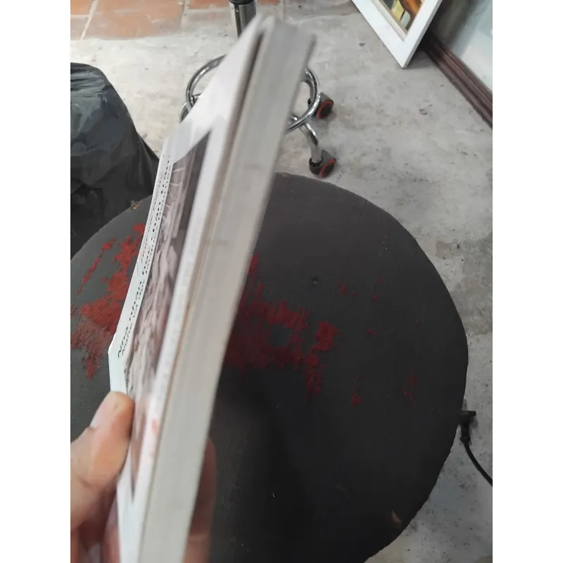 Nhà nhân học chân trần : nghe và đọc Jaques Dournes 1031040