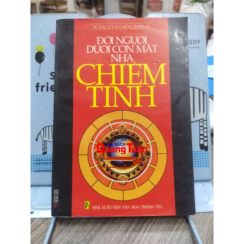Sách: Đời người dưới con mắt nhà chiêm tinh (A3) 723180