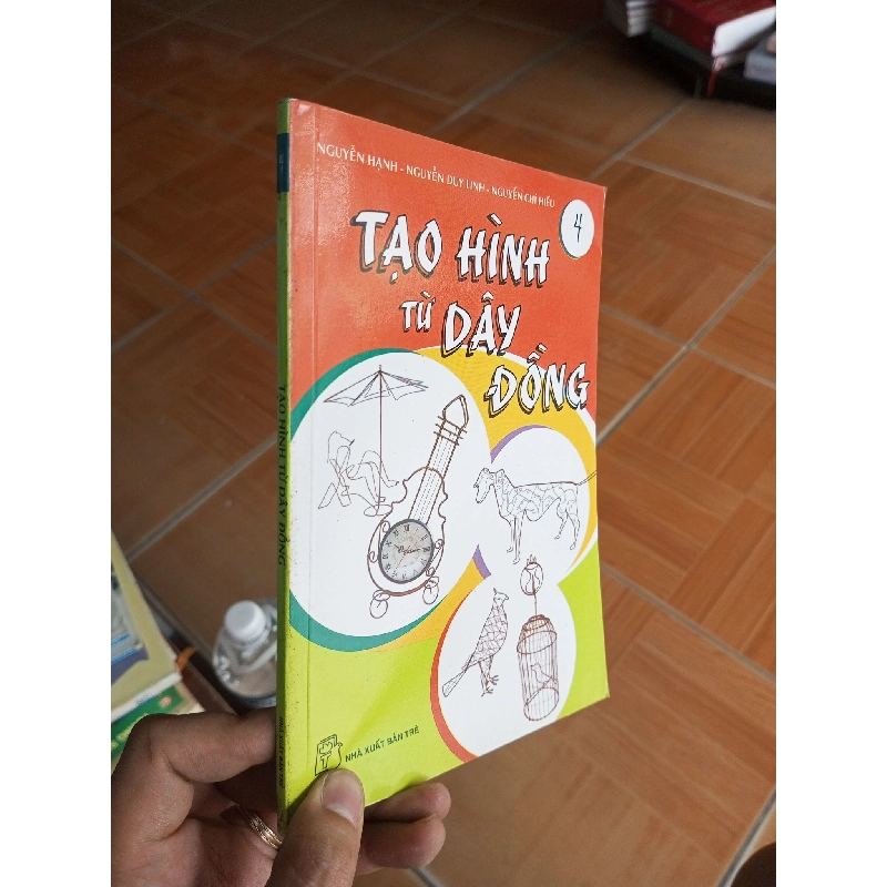 (Sách cũ SCGR) Tạo hình từ dây đồng 4 - Nguyễn Hạnh 2007 VAVO-AK18 Blogmeo090426 1014625