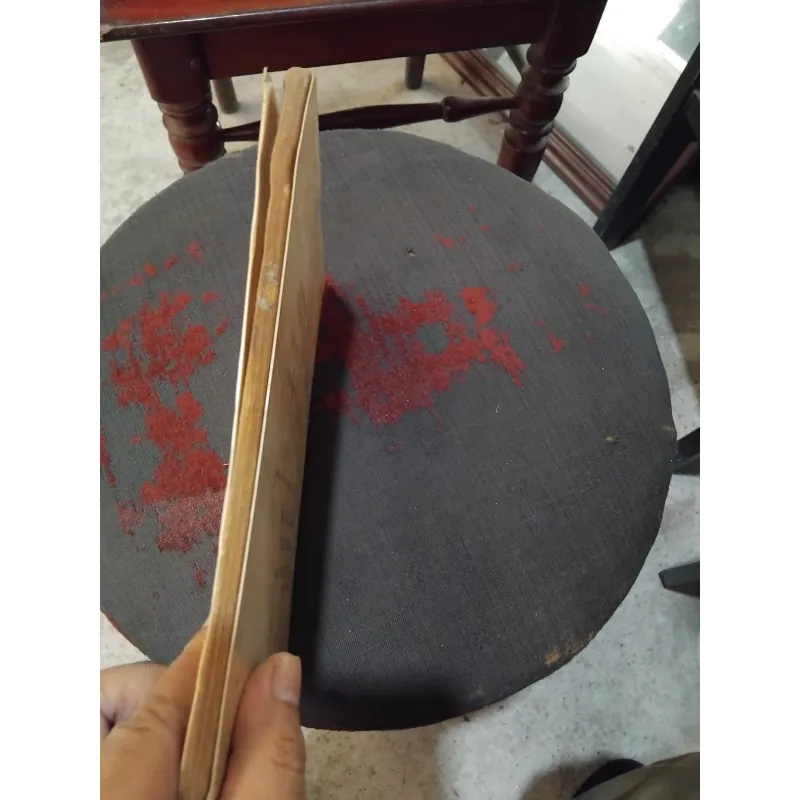 Tiếng hát sông Hương tập thơ của Ưng Bình Thúc Giạ Thị  1002644