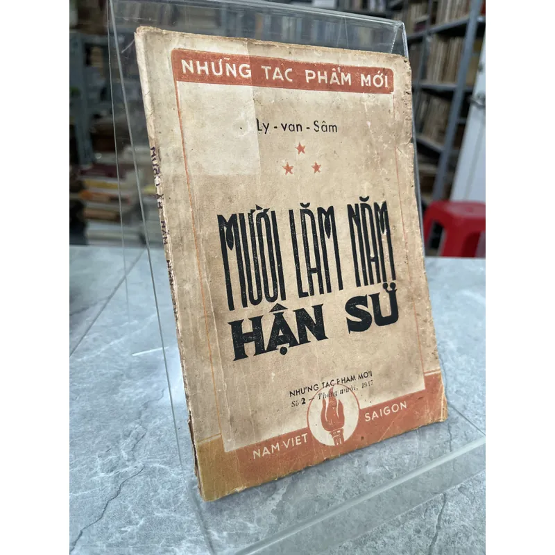 MƯỜI LĂM NĂM HẬN SỬ- LÝ VĂN SÂM 704085