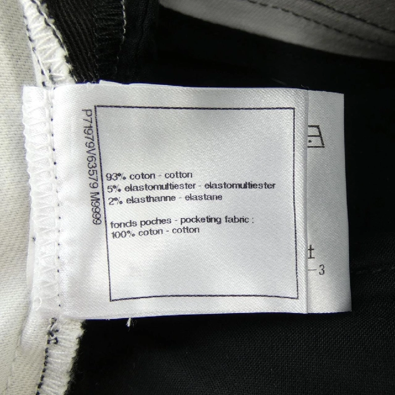 Chanel CHANEL P71979V63579 Jeans - Hàng hiệu Authentic 819639