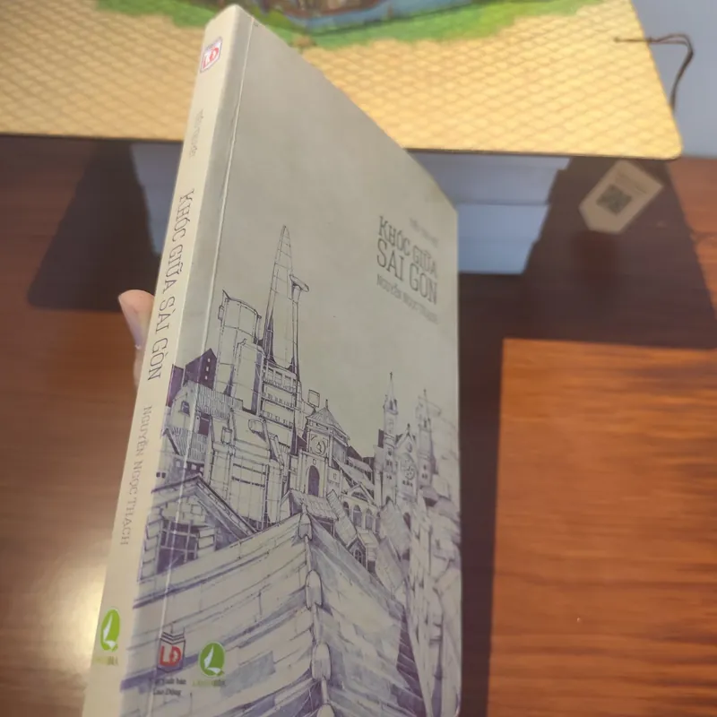 Khóc giữa Sài Gòn - Nguyễn Ngọc Thạch 562062