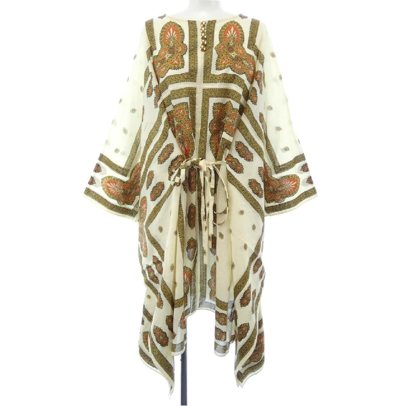 Gucci GUCCI 621037 ZAET1 Poncho - Hàng hiệu Chính hãng 812098