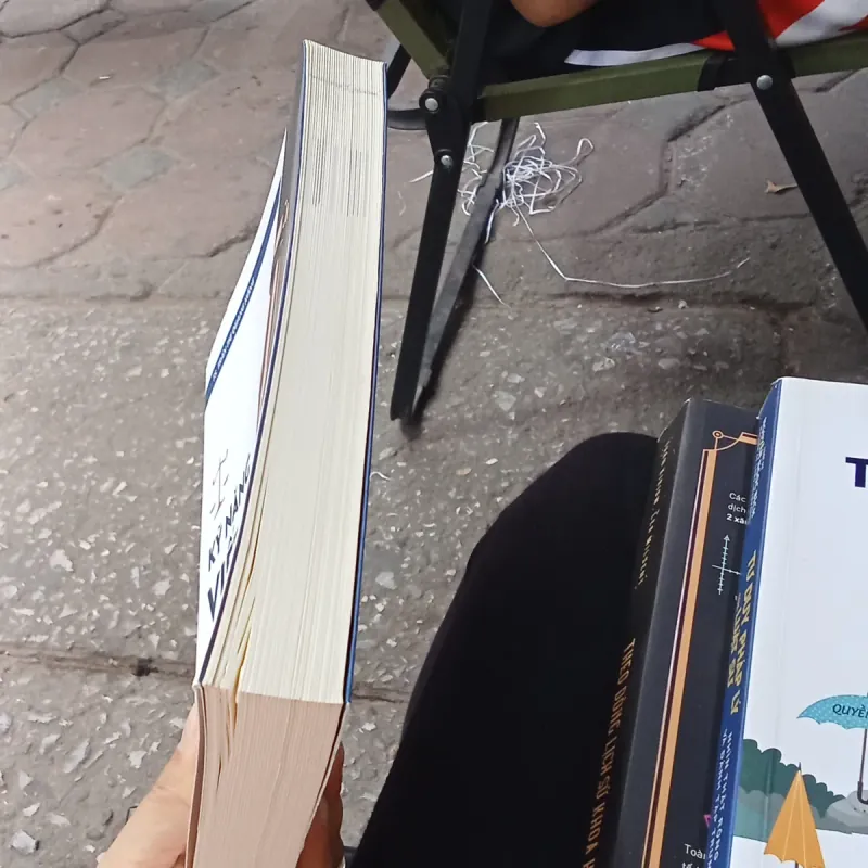 Kỹ Năng Viết Cho Người Hành Nghề Luật- TS. Trần Thị Quang Hồng  797460