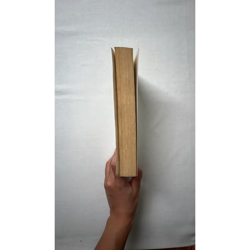 A Walk in the Woods: Rediscovering America on the Appalachian Trail - Bill Bryson 1028834