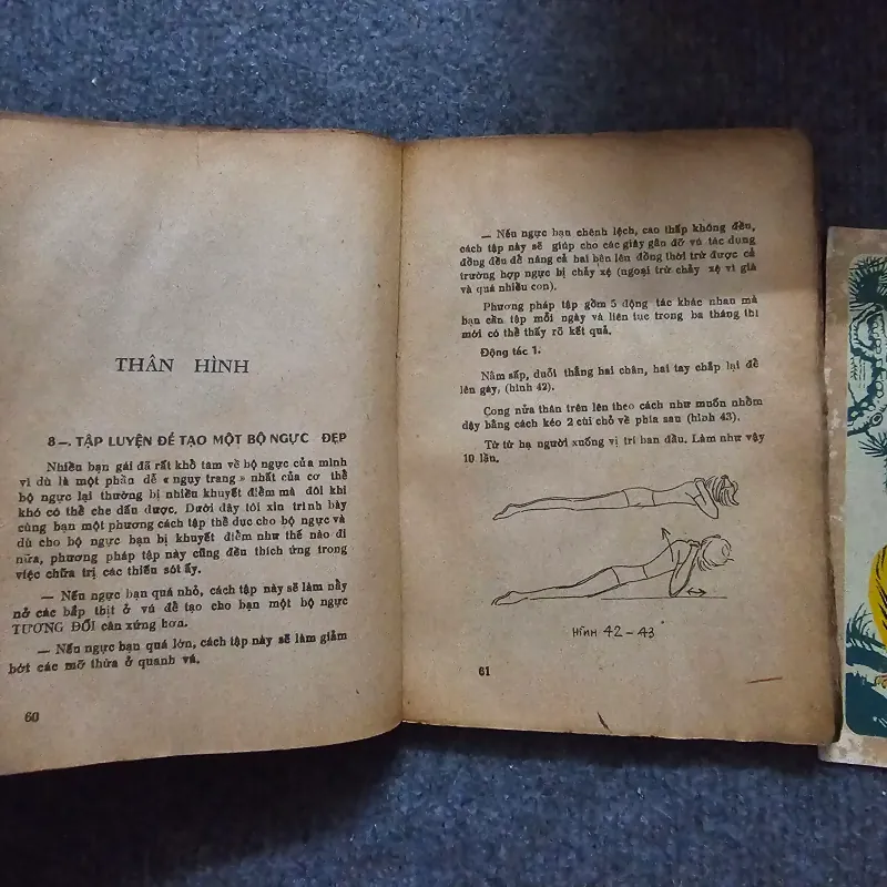 Nghệ thuật trang điểm - Bà Tuyết Vinh - xuất bản 1974 755385